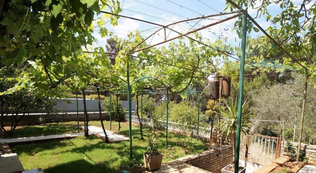 Apartment Deni Пула Екстериор снимка