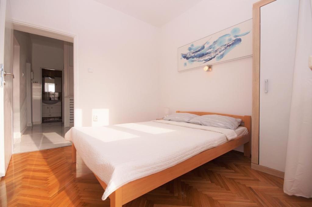 Apartment Deni Пула Екстериор снимка