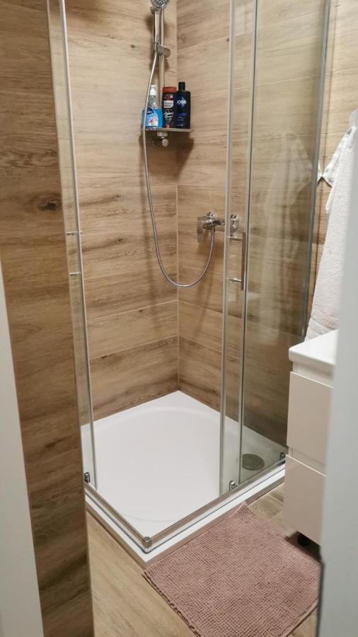 Apartment Deni Пула Екстериор снимка