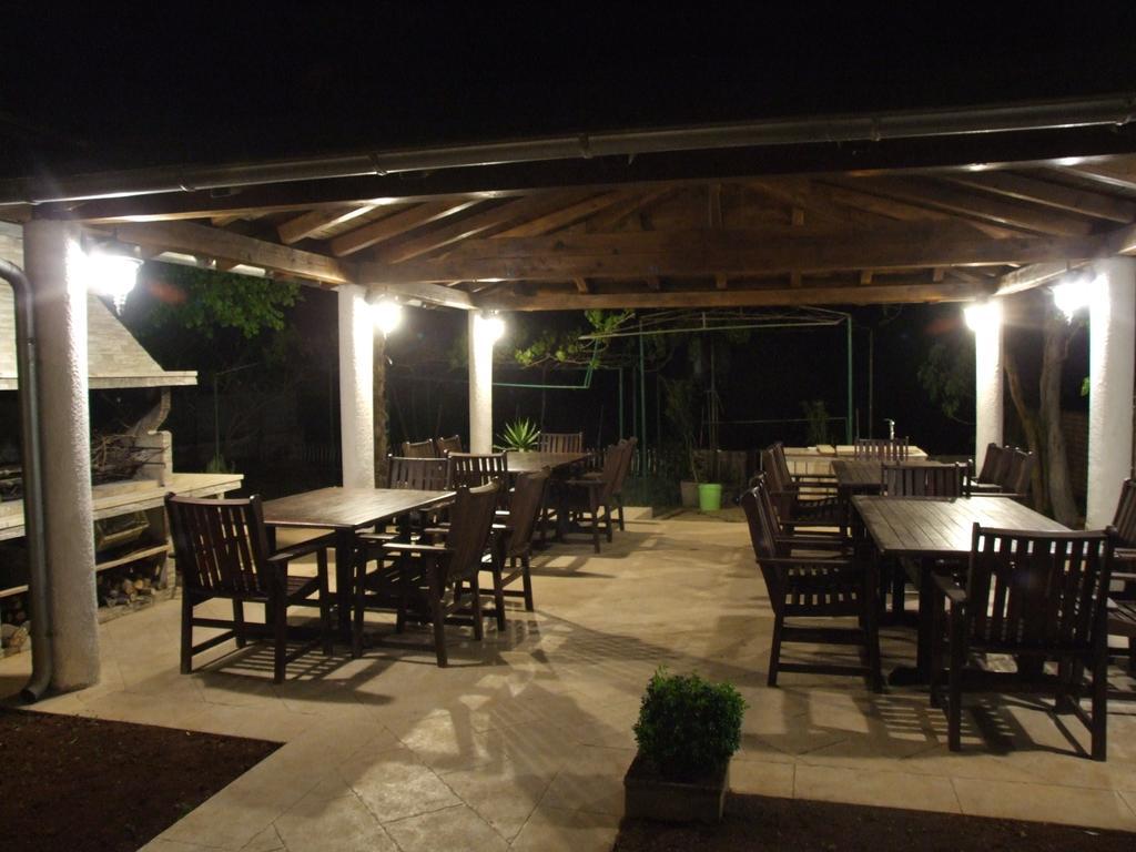 Apartment Deni Пула Екстериор снимка